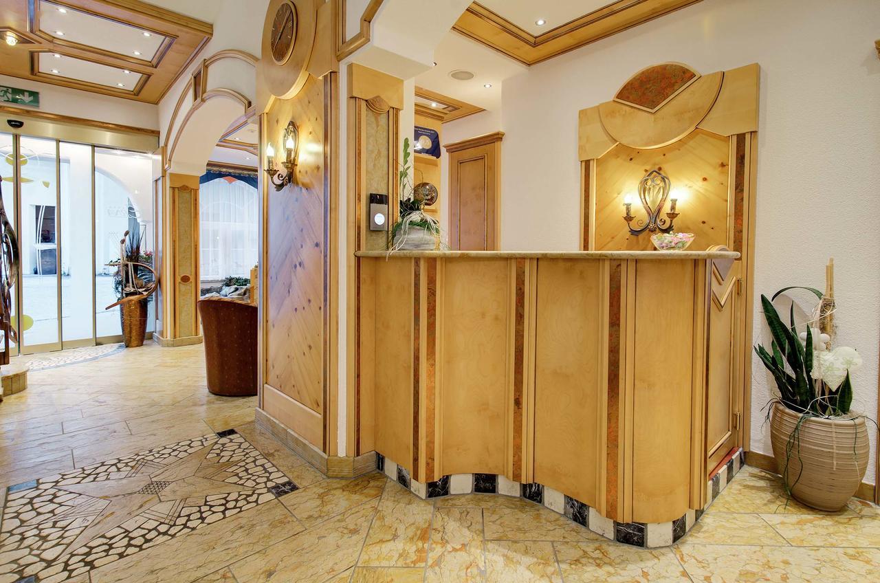 Alpinstyle Hotel Ischgl Exterior photo